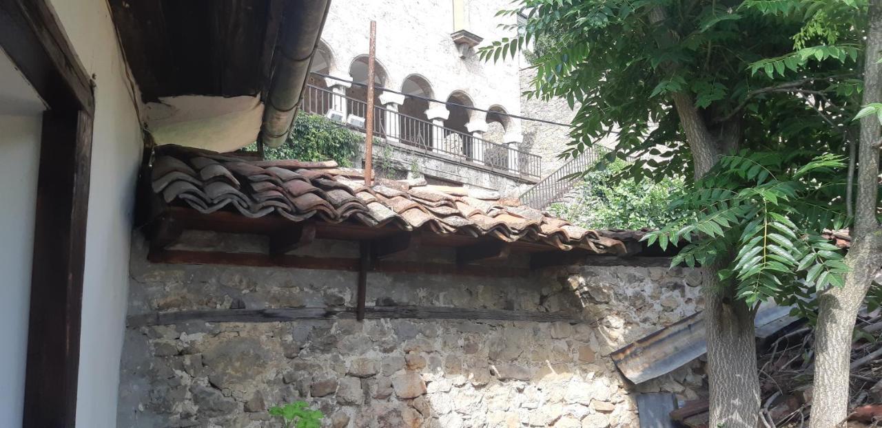 The Red Konak Villa Veliko Tarnovo Exterior photo