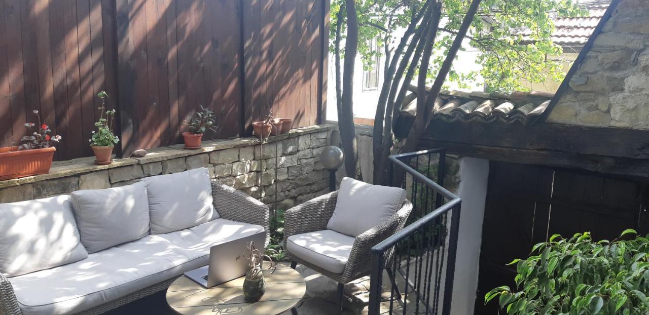 The Red Konak Villa Veliko Tarnovo Exterior photo